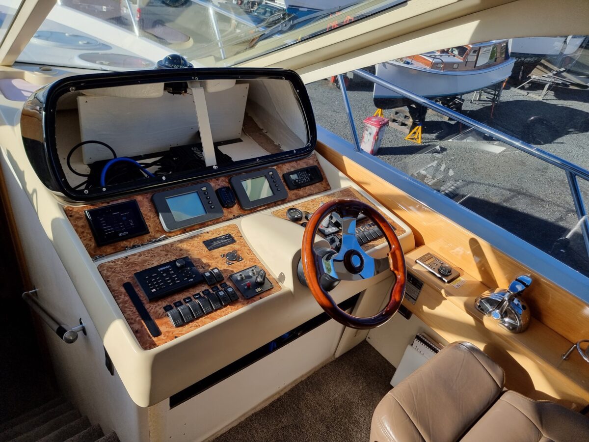 Marine Electronics Upgrade Maritimo C60 Motor Yacht Service Centre